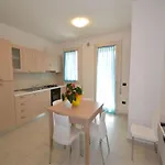 Modern Flat In Location Appartamento Rosolina Mare