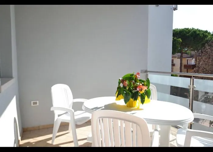 Apartment Modern Flat In Location