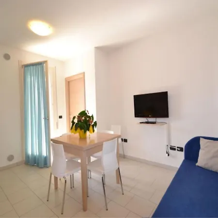 Modern Flat In Location In Apartment