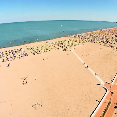Modern Flat In Location In Rosolina Mare